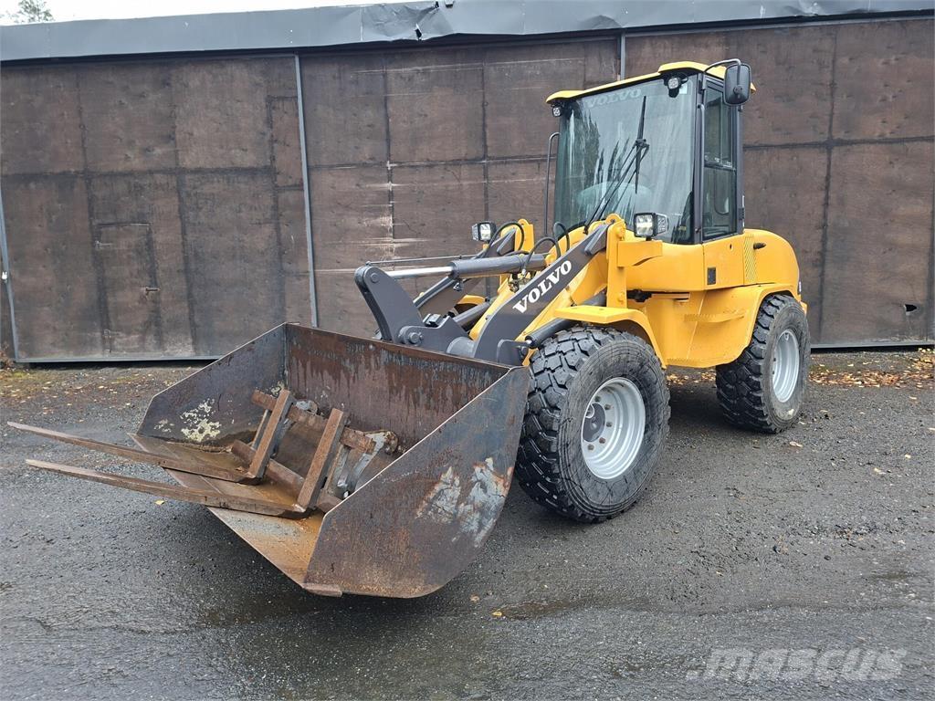 Volvo L30B  휠로우더