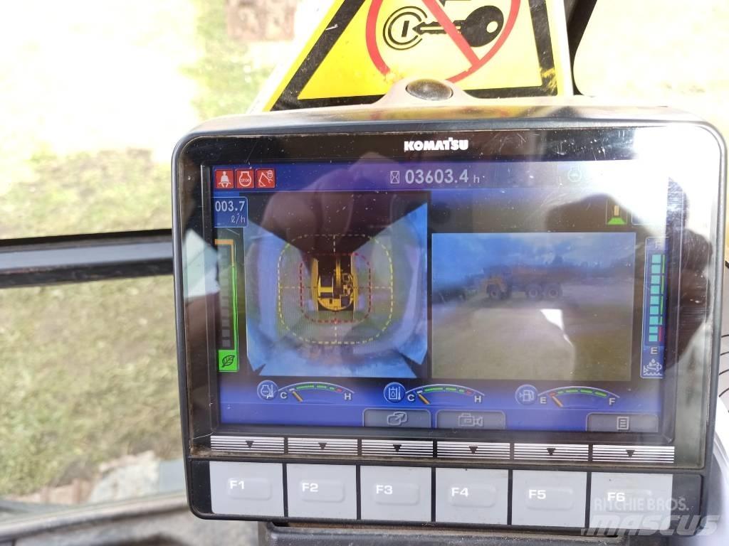 Komatsu PC 138 US-11 대형 굴삭기 29톤 이상