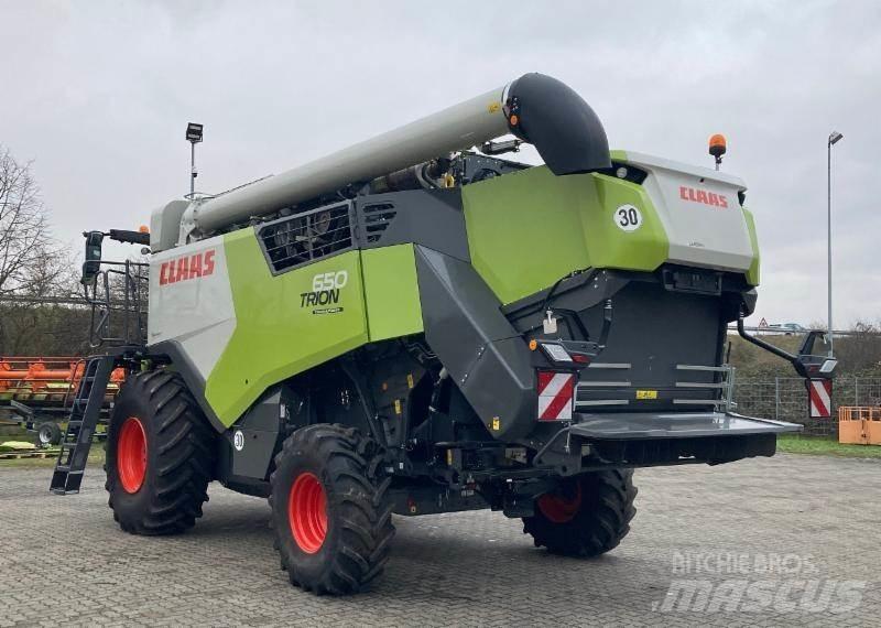 CLAAS TRION 650 콤바인 수확기