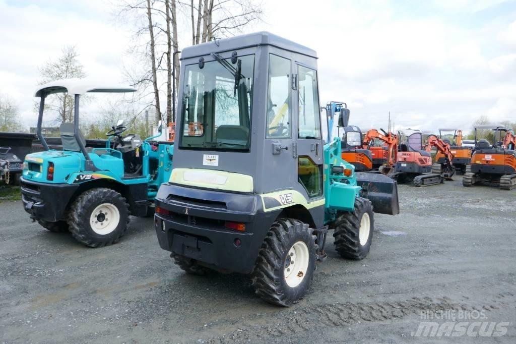 Yanmar V3-5B  휠로우더