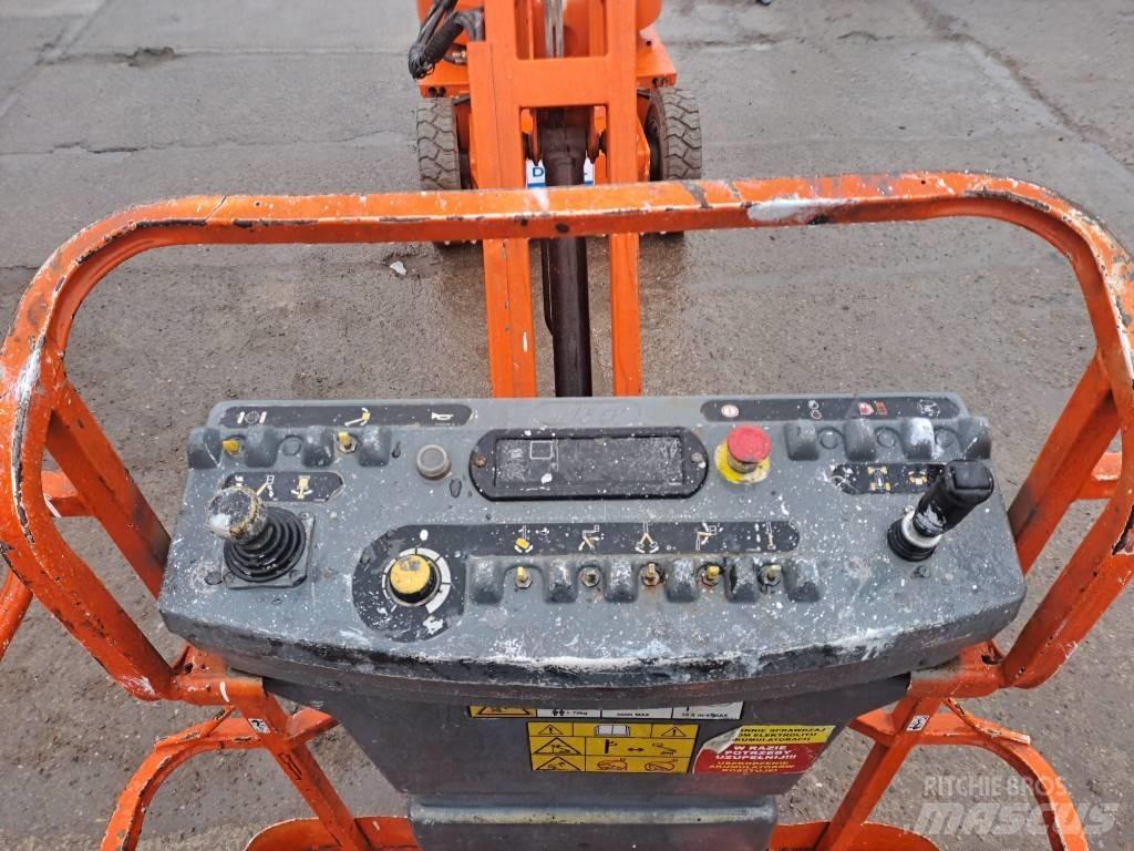 JLG E 300 AJP 관절형 전동이동 리프트