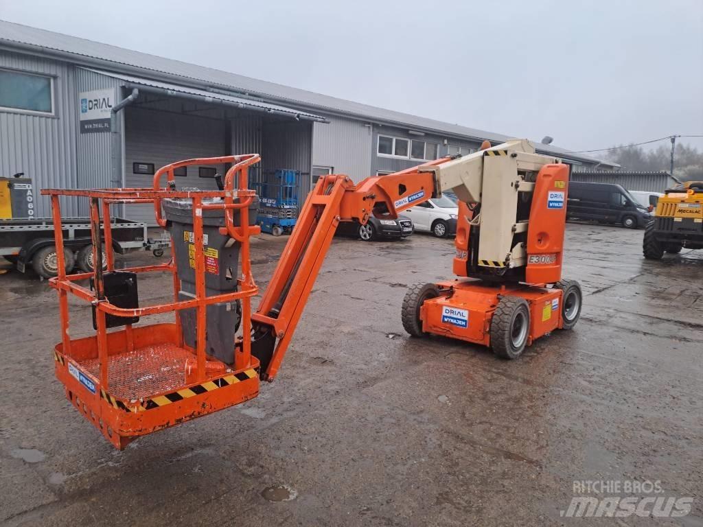 JLG E 300 AJP 관절형 전동이동 리프트
