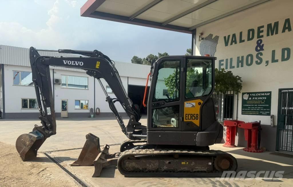 Volvo ECR 58 F 소형 굴삭기 7톤 미만