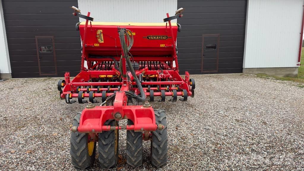 Väderstad Rapid300S 드릴