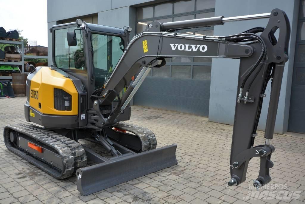 Volvo ECR 50 F 소형 굴삭기 7톤 미만
