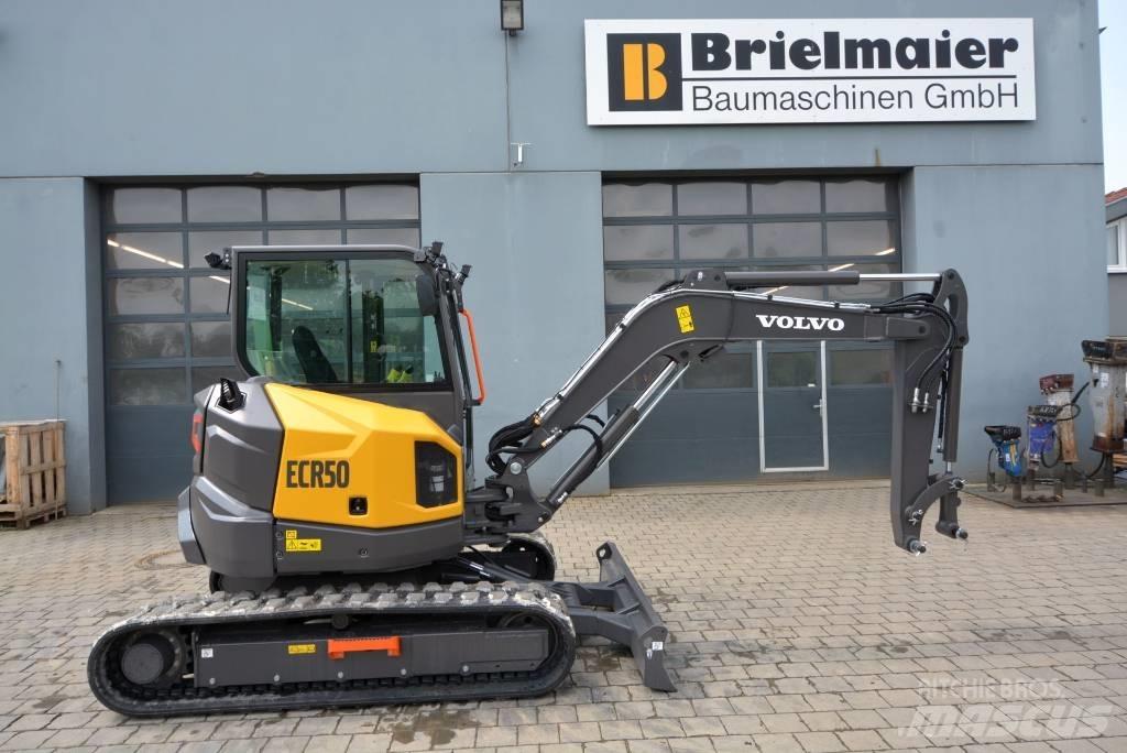 Volvo ECR 50 F 소형 굴삭기 7톤 미만