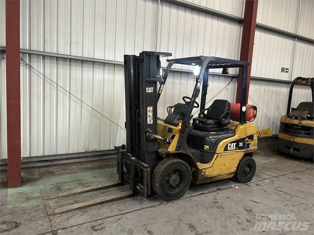 CAT GP25NT LPG 지게차