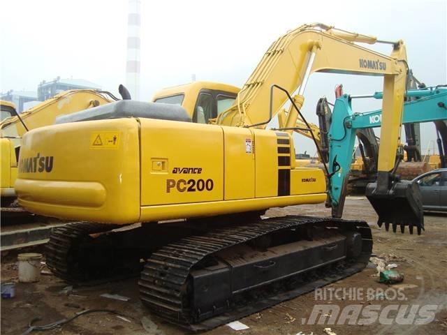 Komatsu PC 200 대형 굴삭기 29톤 이상