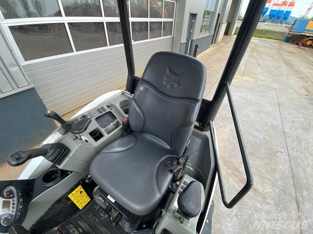 Bobcat E27 특수 굴삭기