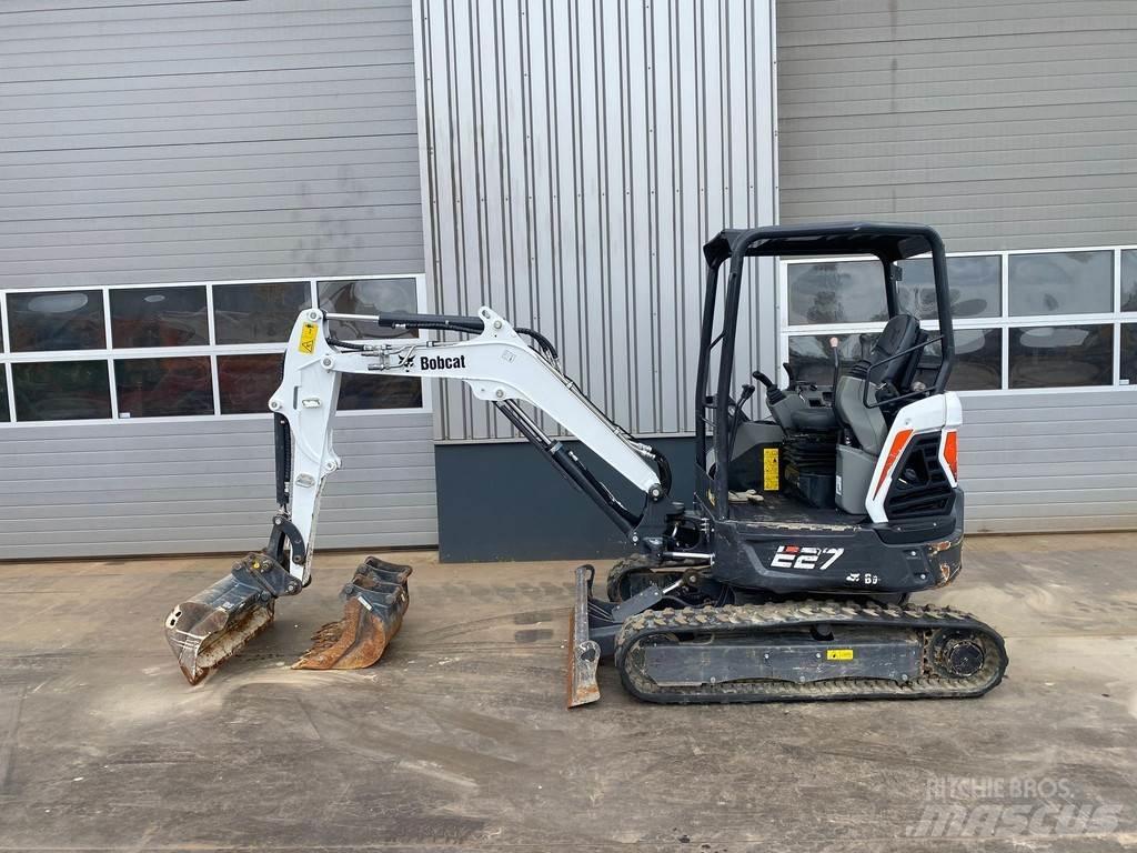 Bobcat E27 특수 굴삭기