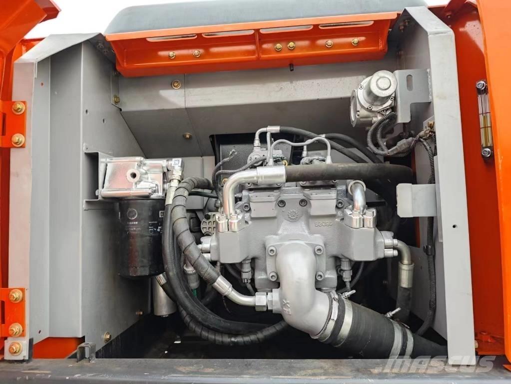 Hitachi ZX 200-6 대형 굴삭기 29톤 이상