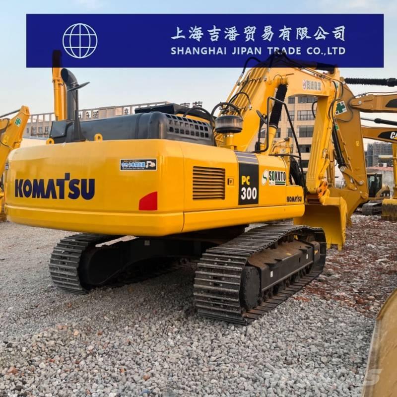 Komatsu PC 300 대형 굴삭기 29톤 이상