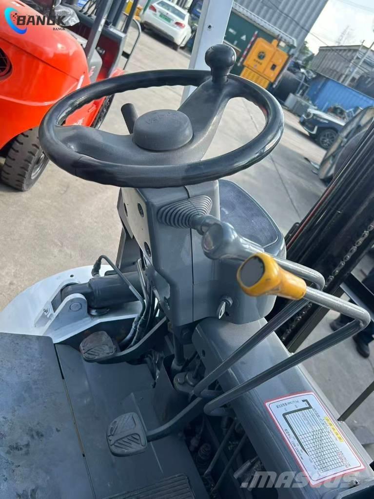 TCM FD35T3C 디젤 지게차