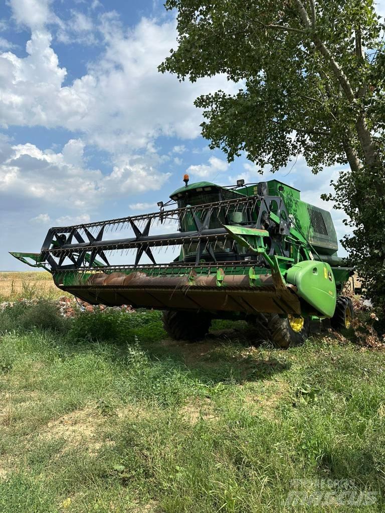John Deere 1550 CWS 콤바인 수확기