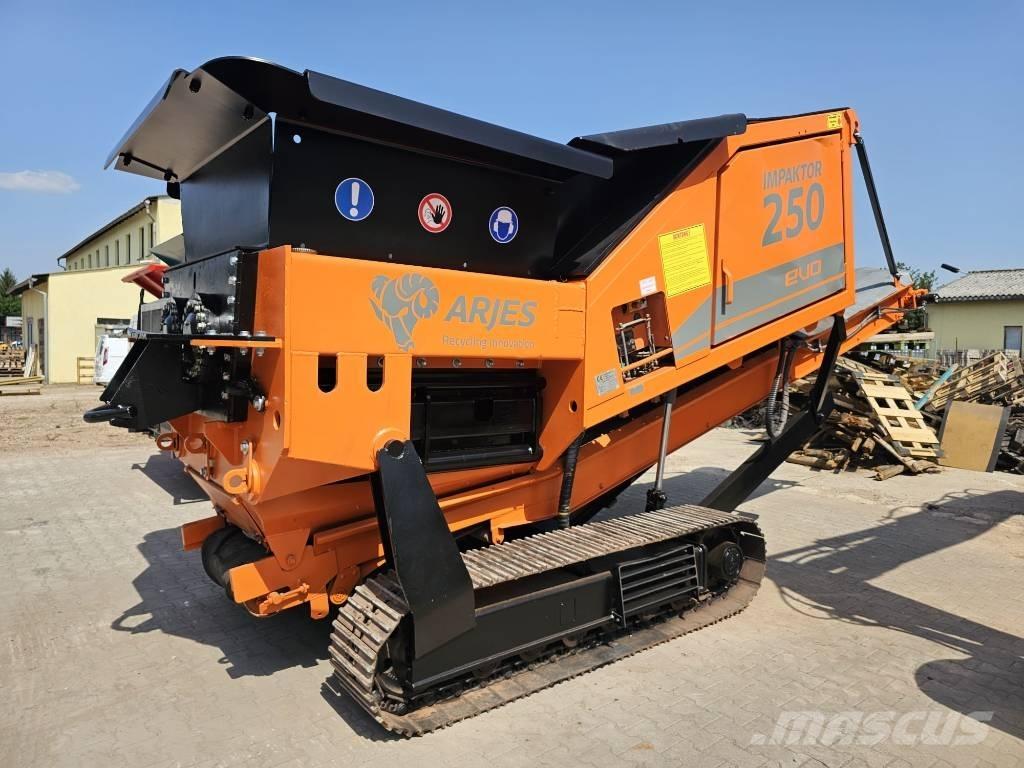 Arjes EVO I 폐기물 분쇄기