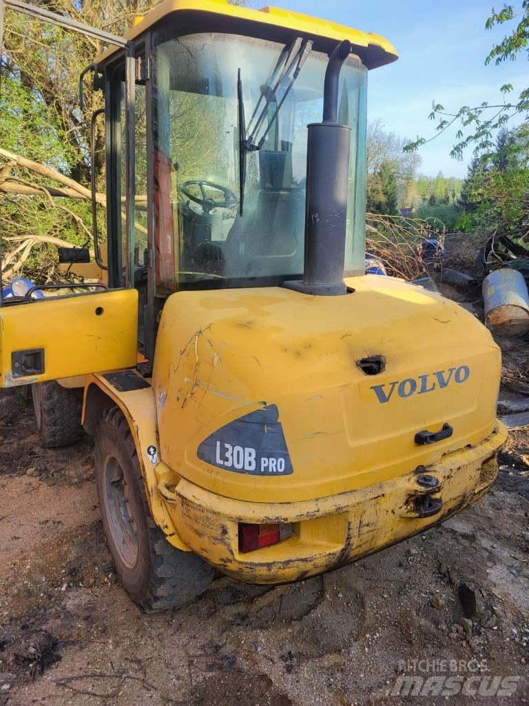 Volvo L 30 B  휠로우더