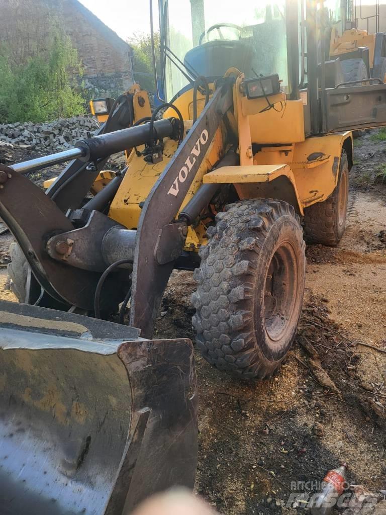 Volvo L 30 B  휠로우더