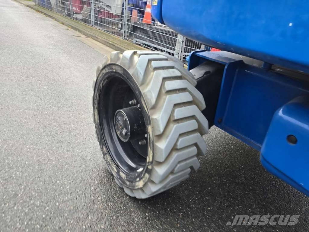 Niftylift HR 28 관절형 전동이동 리프트