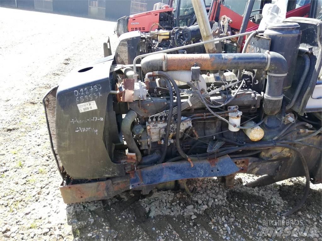 Valmet 8100 트랙터