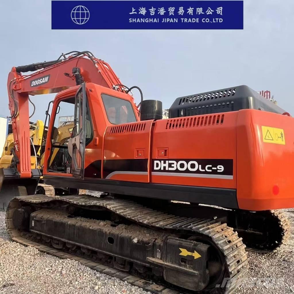 Doosan DH 300 대형 굴삭기 29톤 이상