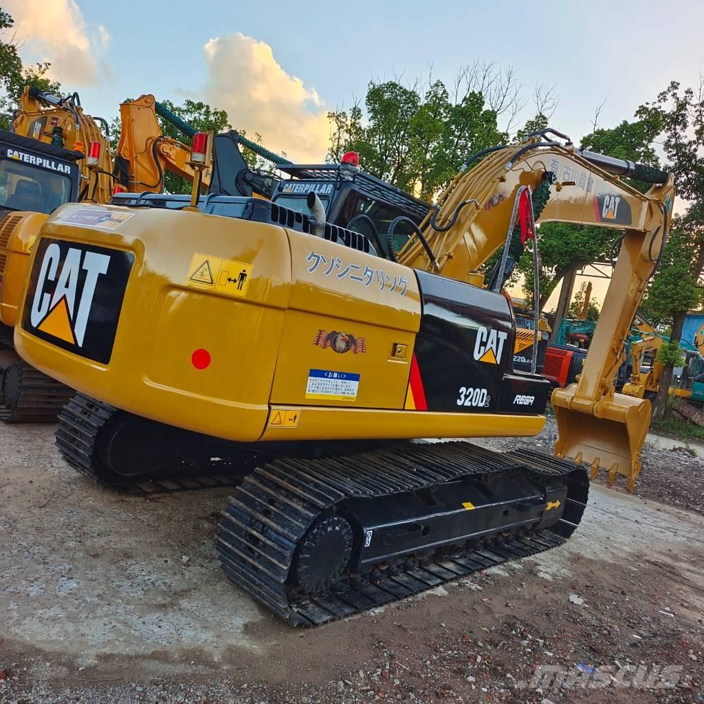 CAT 320 D 대형 굴삭기 29톤 이상