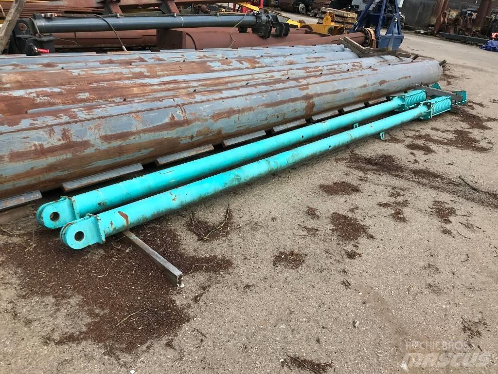 Kobelco CKE1350 크레인 부품 및 장비