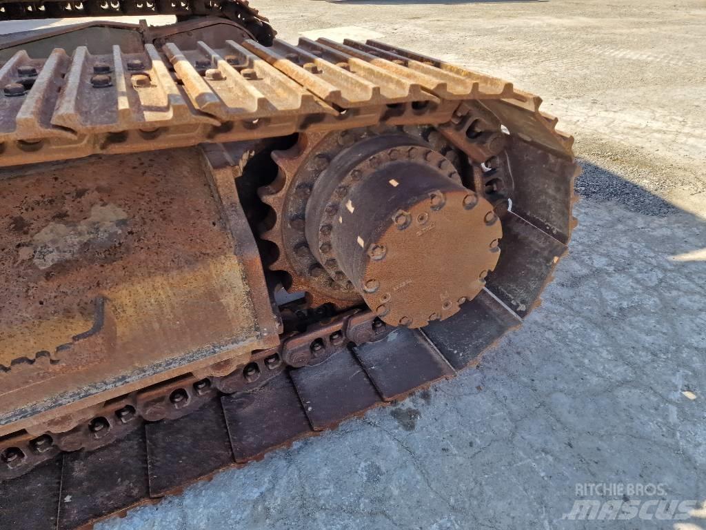 Hitachi ZX 210 LC-6 대형 굴삭기 29톤 이상