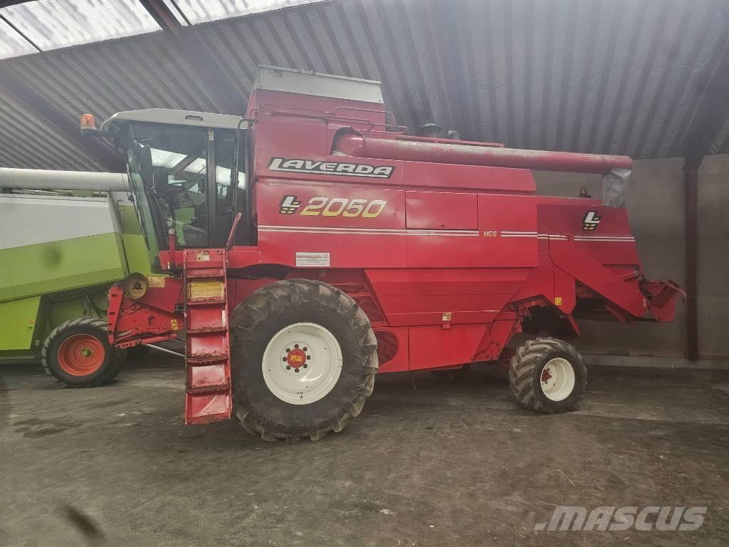 Laverda L2050 콤바인 수확기