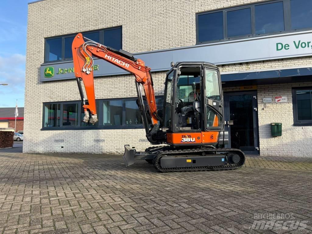 Hitachi ZX38U-6 소형 굴삭기 7톤 미만