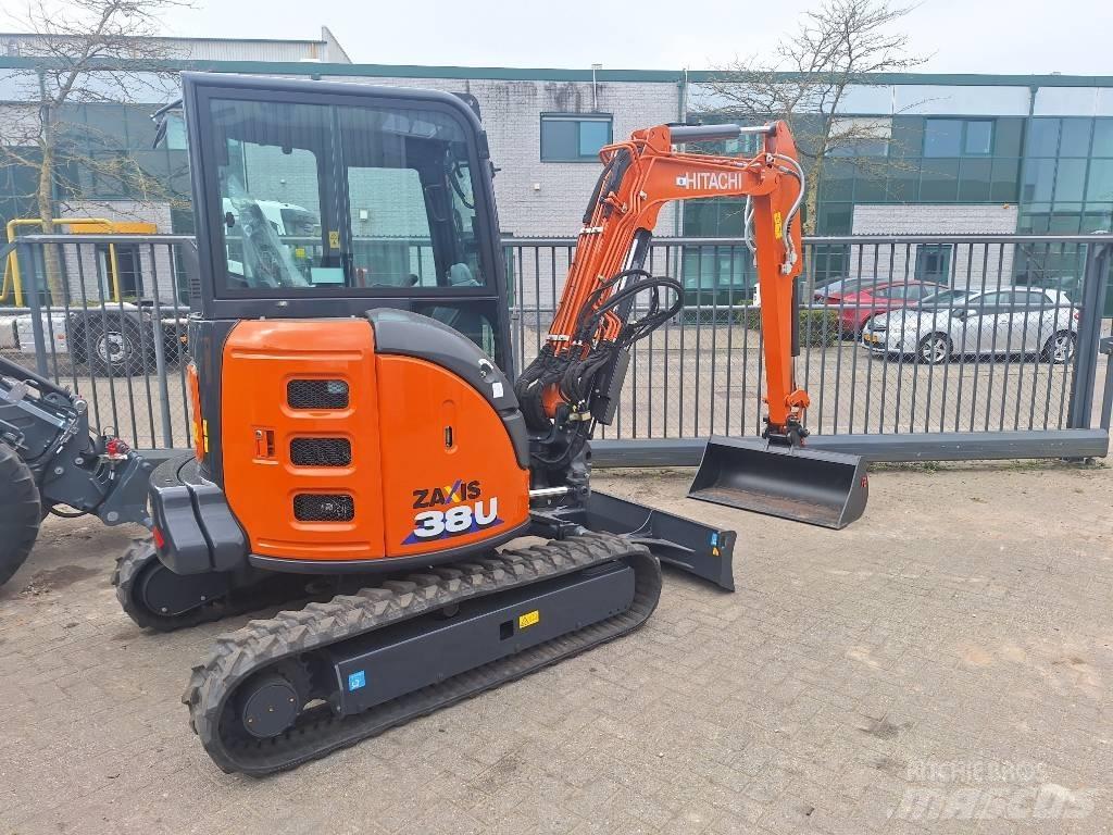 Hitachi ZX38U-6 소형 굴삭기 7톤 미만