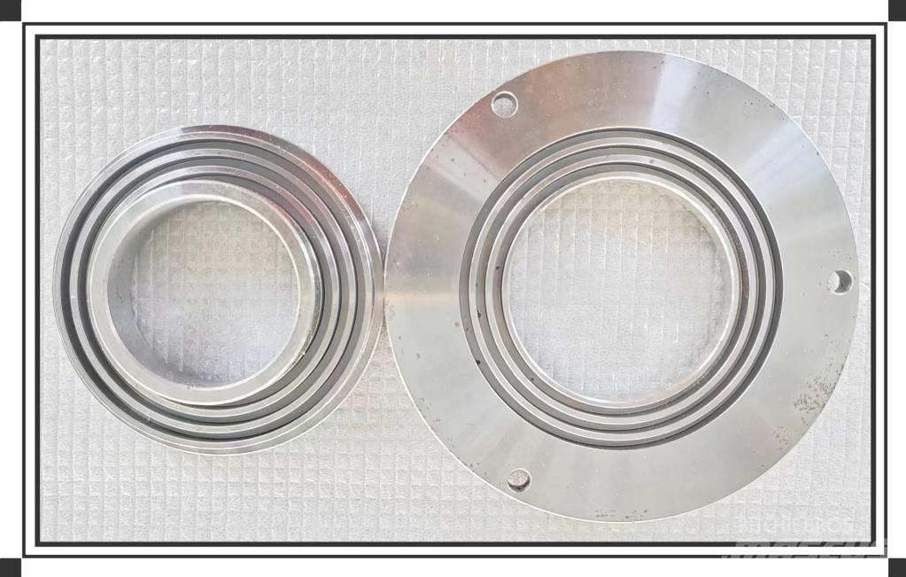 CLAAS Bearing cover 섀시 및 서스펜션