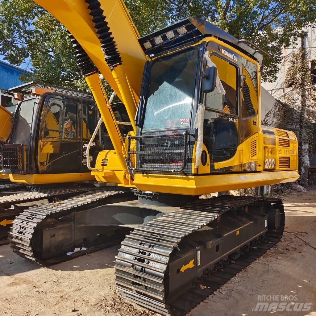 Komatsu PC 200-8 대형 굴삭기 29톤 이상