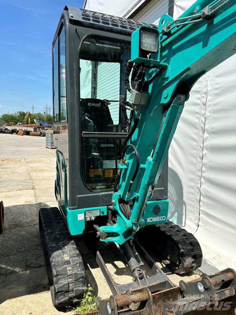 Kobelco SK17SR-3E 소형 굴삭기 7톤 미만