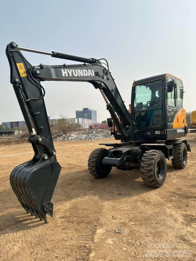 Hyundai HW 60 Eco  휠 굴삭기