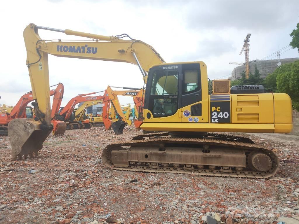Komatsu PC 240 LC-8 대형 굴삭기 29톤 이상