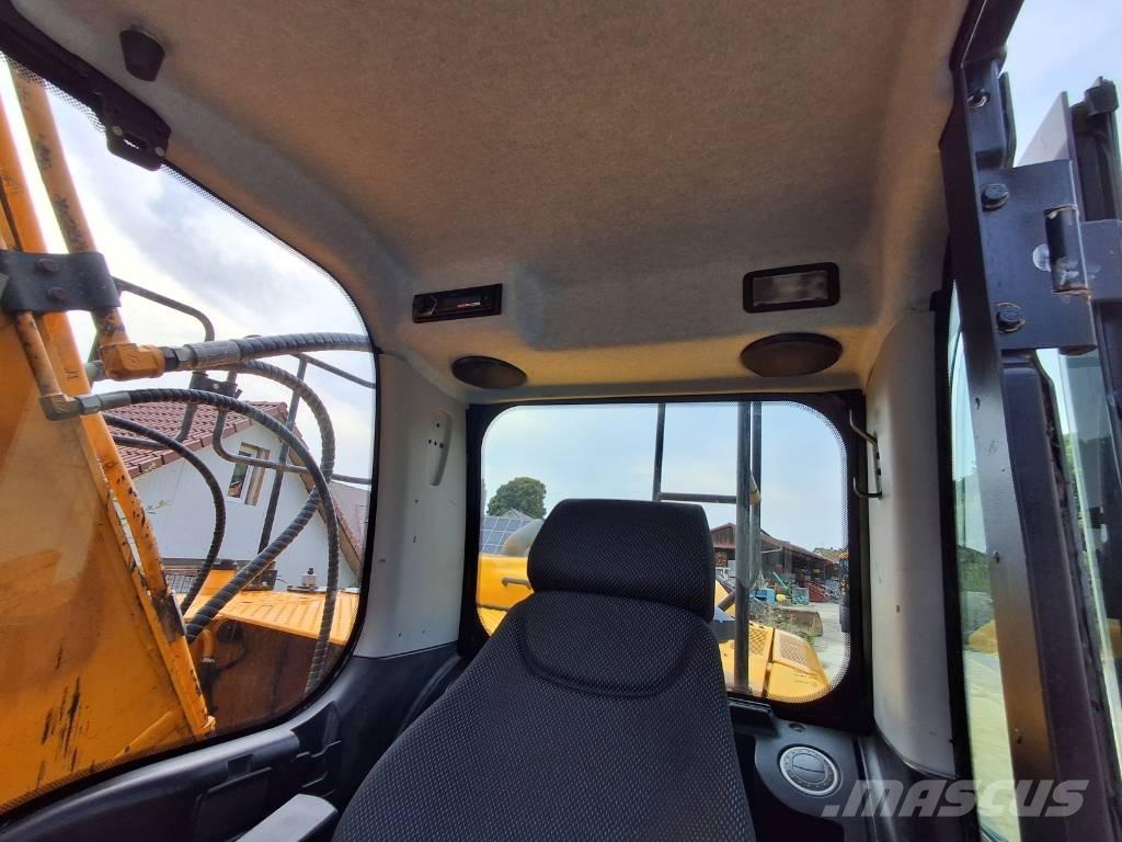 JCB JS210LC T4F 대형 굴삭기 29톤 이상