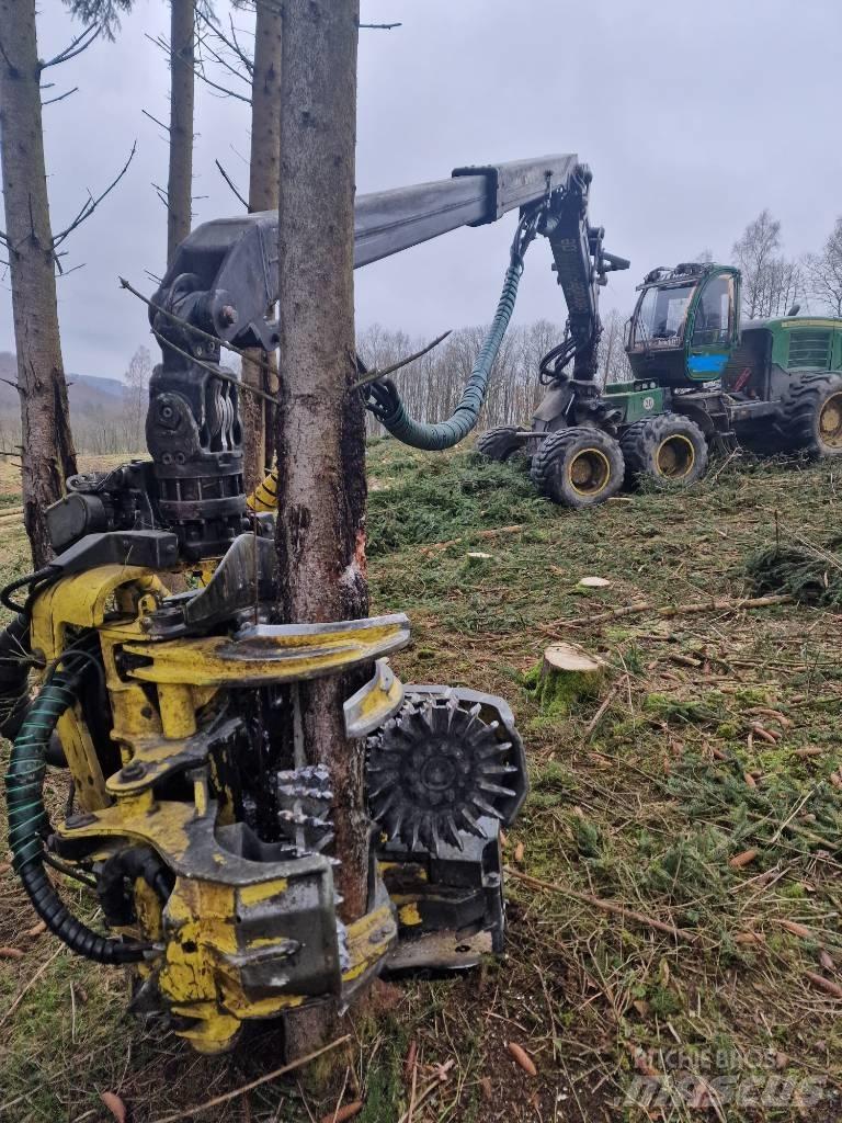 John Deere 1270 E 원목 하베스터