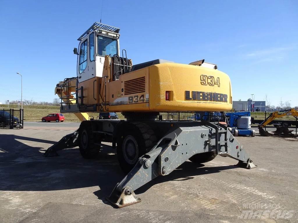 Liebherr A934CHD 폐기물/산업 처리기
