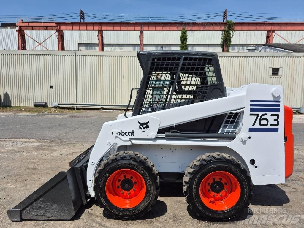 Bobcat 763  스키드로더