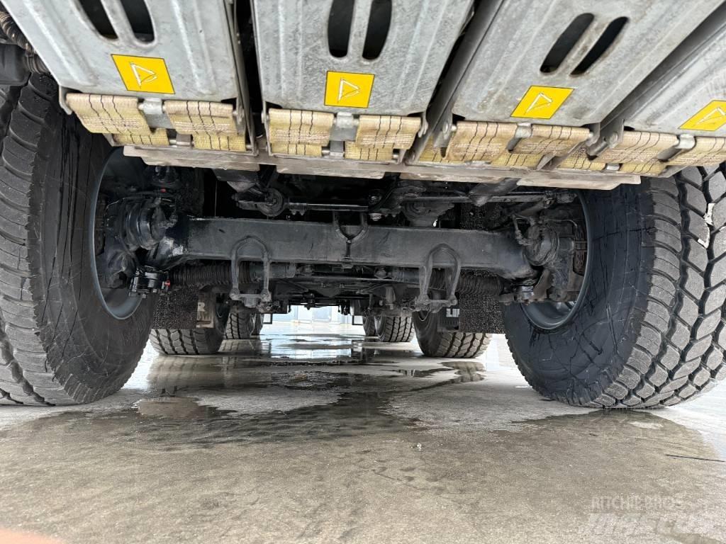 Liebherr LTM1120-4.1 A/T 크레인
