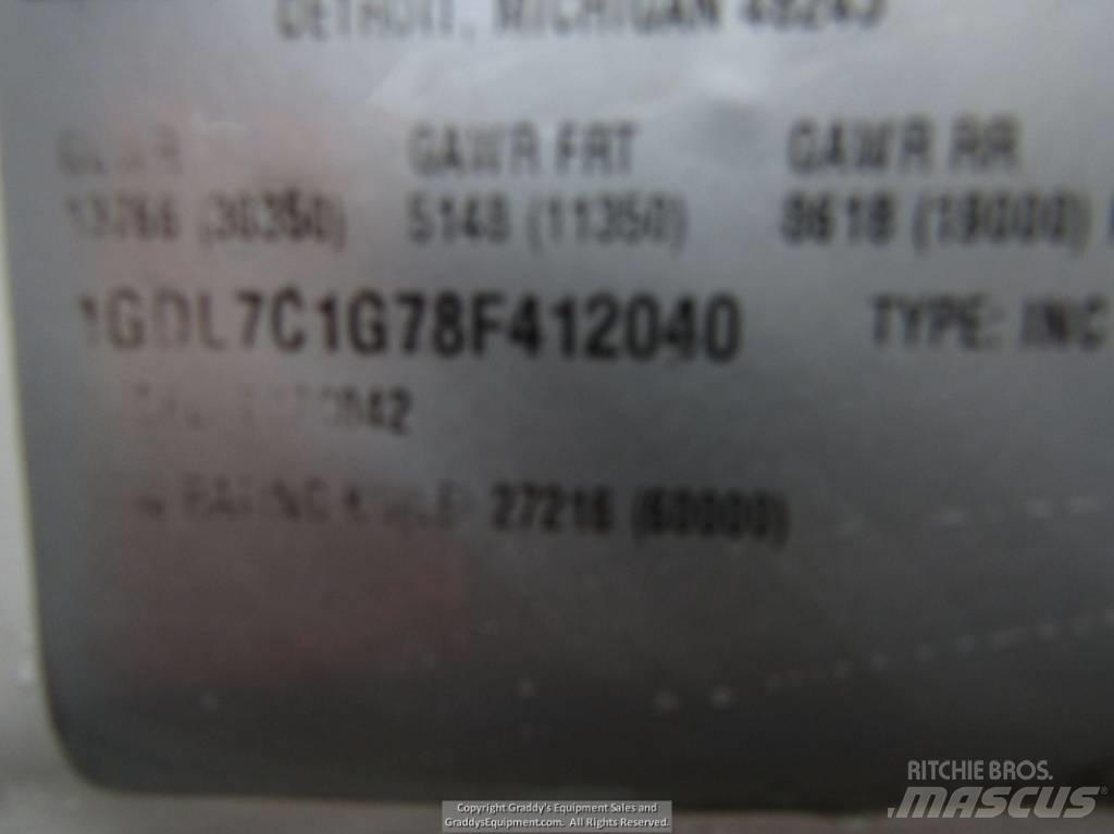 GMC Topkick C 7500 트럭 탑재 고소작업대