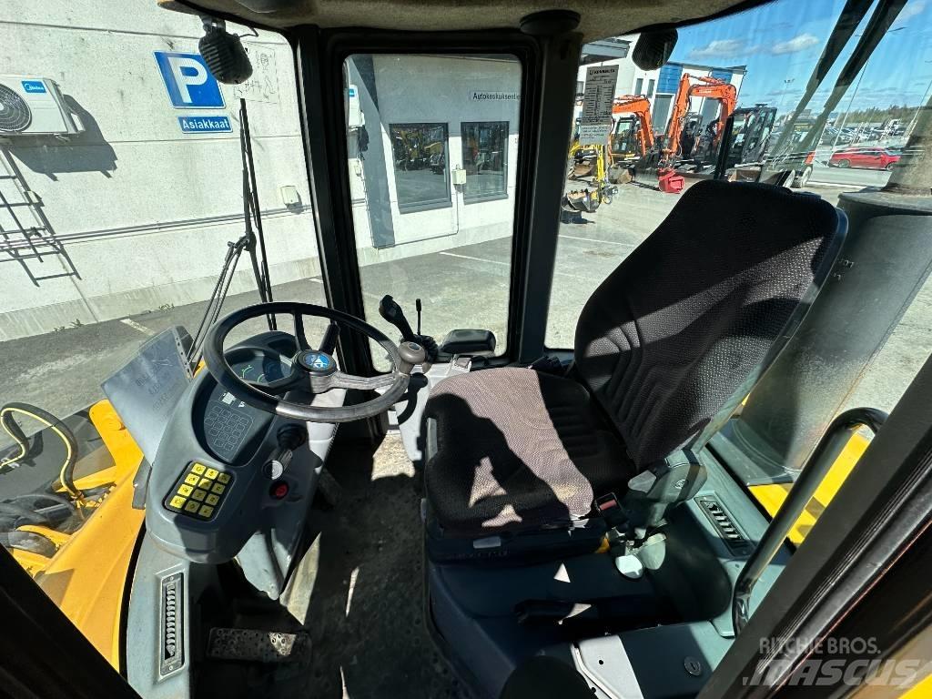 Volvo L 30 B  휠로우더