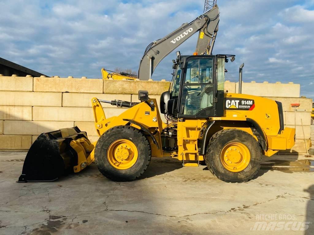CAT 914 m  휠로우더