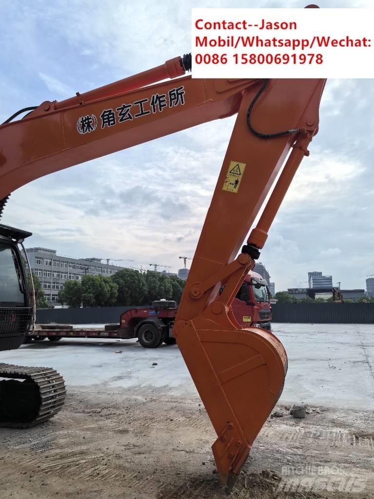 Hitachi ZX 200 대형 굴삭기 29톤 이상