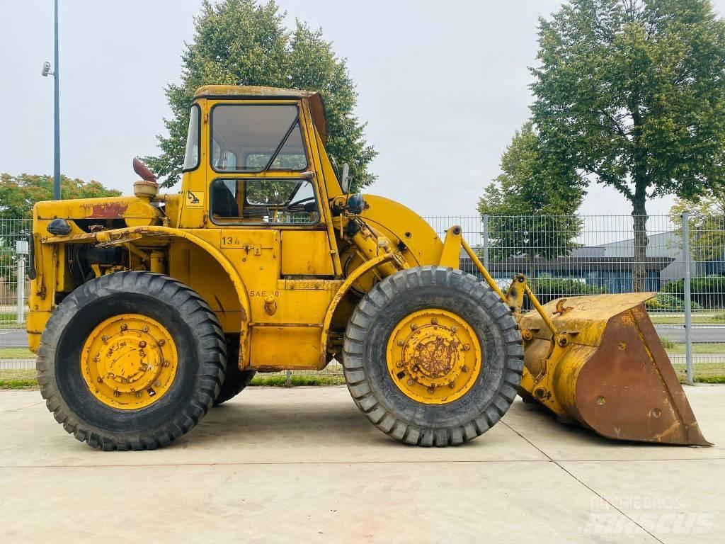 CAT 922 B  휠로우더