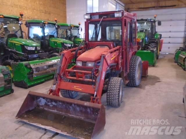 Case IH 1140 트랙터