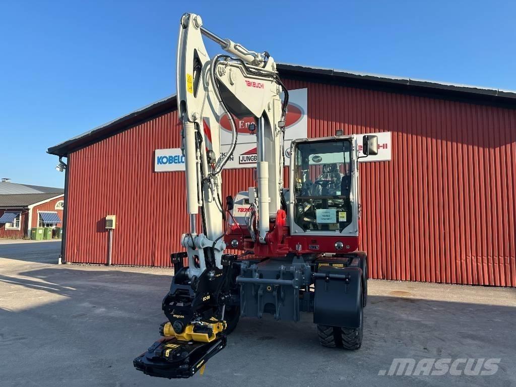 Takeuchi TB 395 W  휠 굴삭기