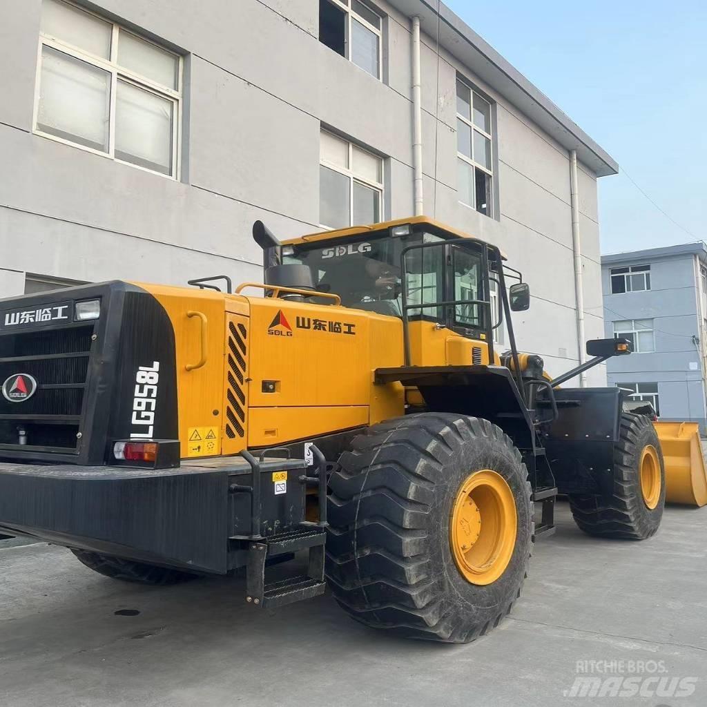 SDLG LG 958 L  휠로우더
