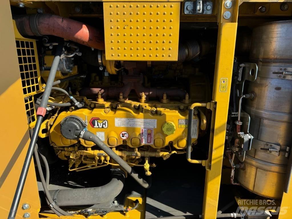 CAT 336 대형 굴삭기 29톤 이상