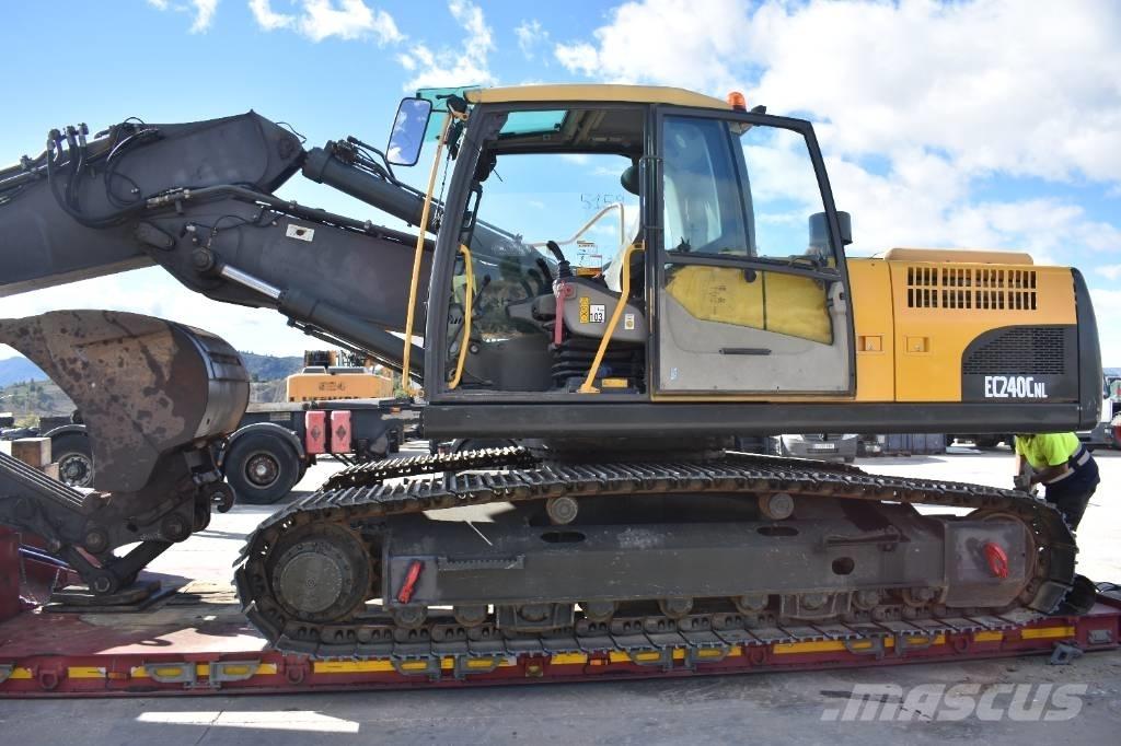 Volvo EC 240 C N L 대형 굴삭기 29톤 이상